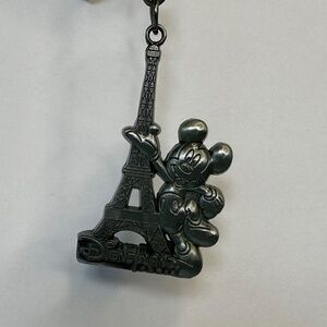 Disneyland Paris Mickey Mouse Eiffel Tower Keychain New With Tag